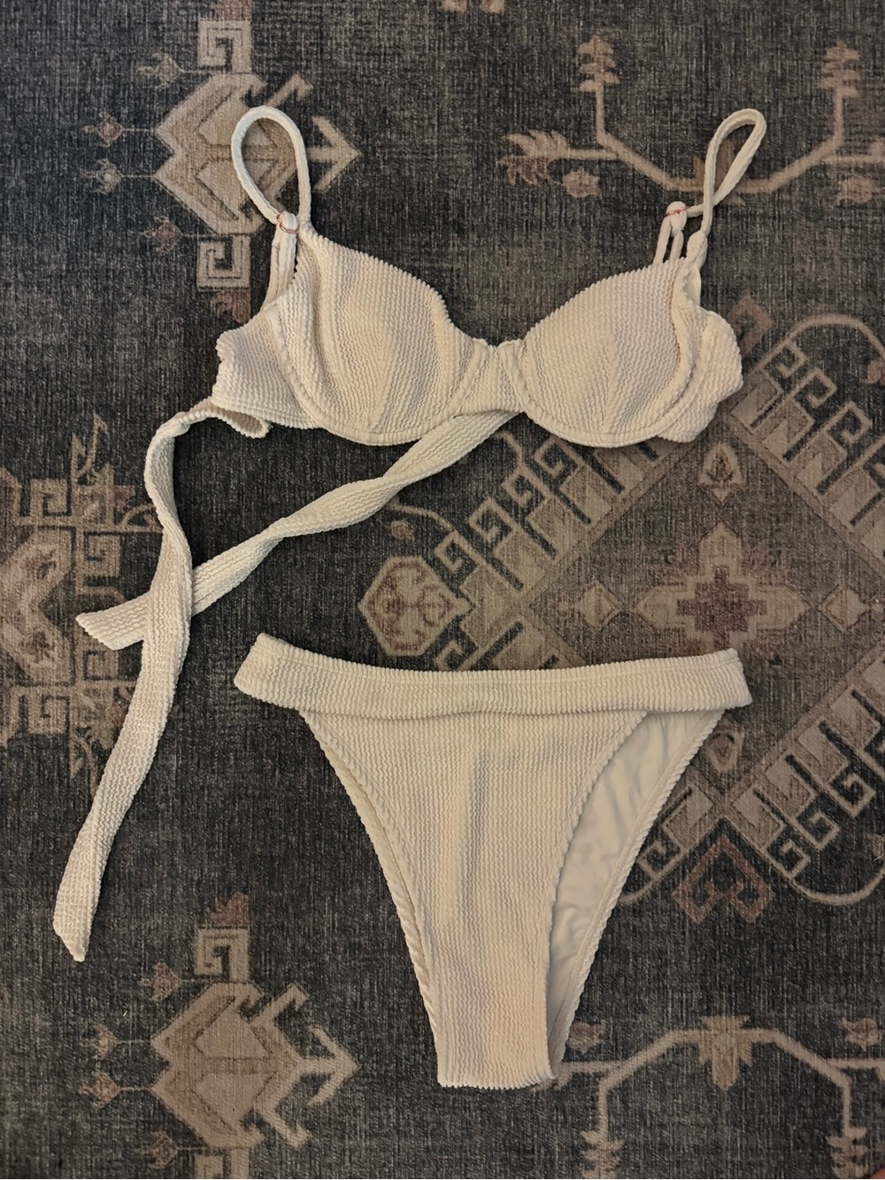 Somerfield Swim Cream Ribbed Underwire Bikini Set with Wrap.Top med, bottom sm